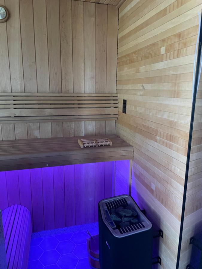 Above And Beyond - Luxe Suite Met Sauna En Stoomdouche Zaandam Dış mekan fotoğraf
